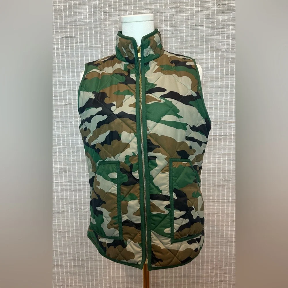🖤 J. Crew Mercantile Women’s Excursion Quilted Green Camo Puffer Vest 🖤